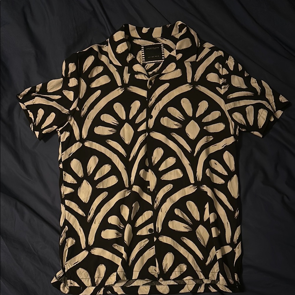 Denim & Flower Men’s Small Black and White Button Down